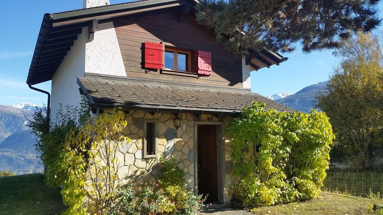 A louer 1978 Lens Chalet pièce(s) 3