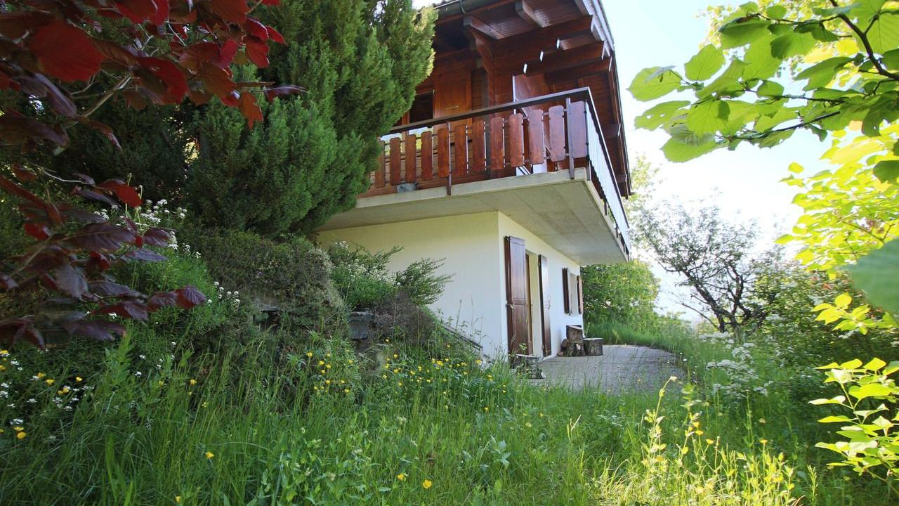 A vendre 1977 Icogne Chalet pièce(s) 4.5